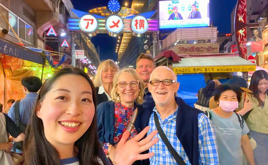 Tokyo: Locals´ Secret Food Tour // Eat like a Japanese - The best parts of the Ueno food tour