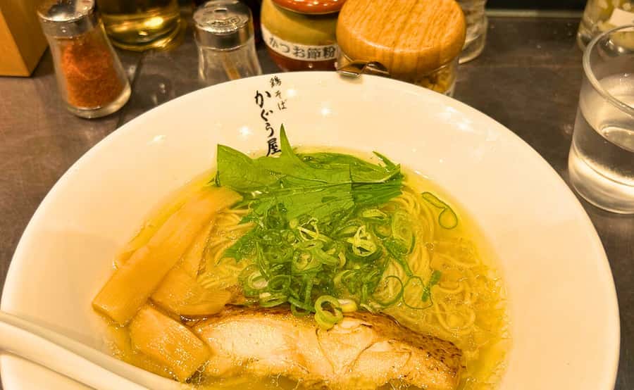 Tokyo: Locals´ Secret Food Tour // Eat like a Japanese - Izakaya time: yakitori and a choice of drink