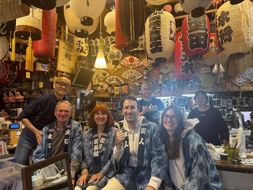 Tokyo: Making a Lantern Workshop in Asakusa with a Craftsman - Working with bamboo and washi paper