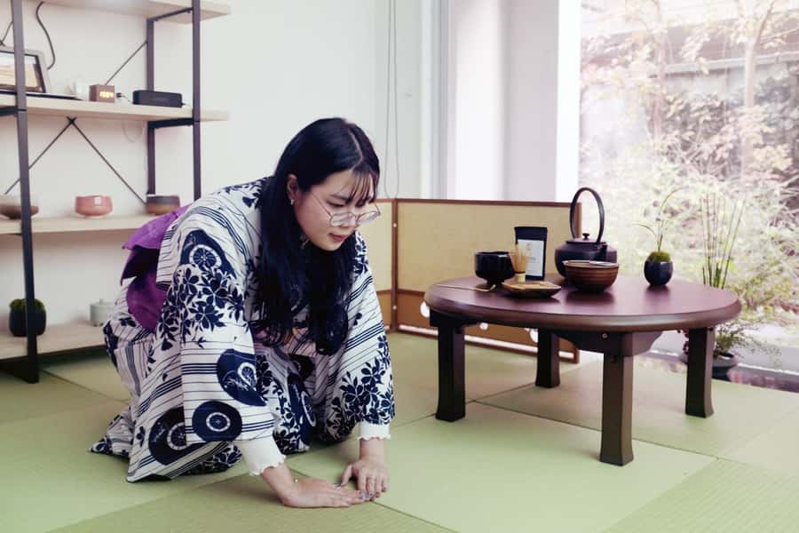 Tokyo: Matcha and Kimono Experience - Tasting matcha with your eyes, nose, and tongue