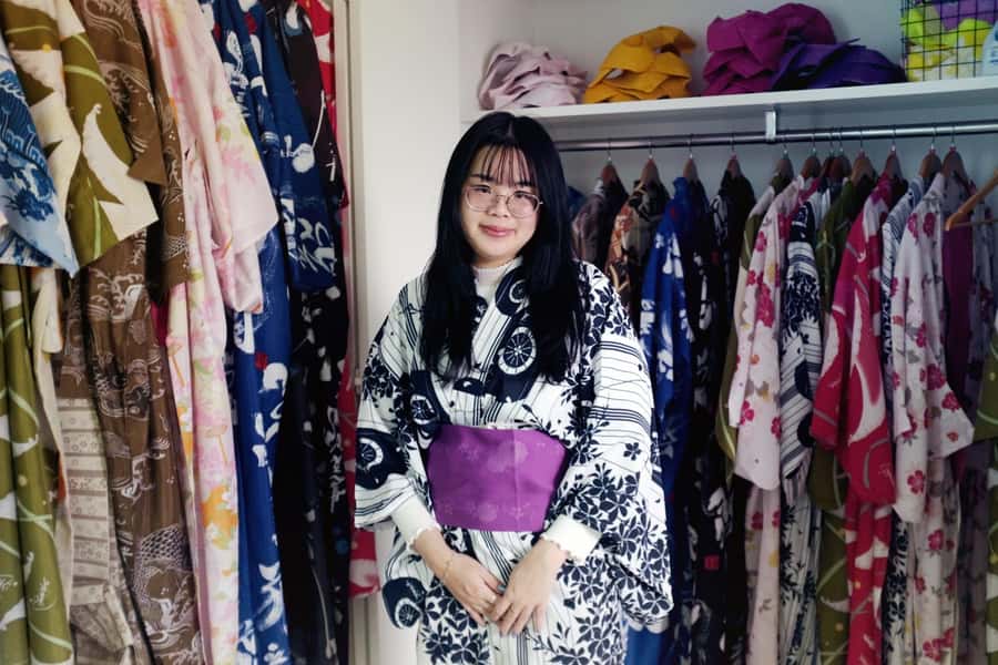 Tokyo: Matcha and Kimono Experience - Making a beautiful bowl of matcha yourself