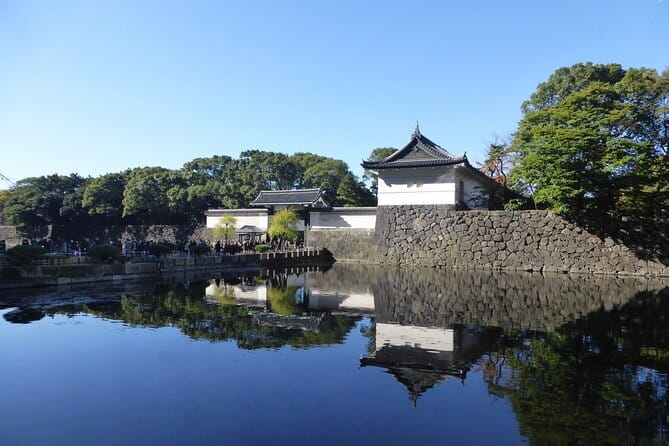 Tokyo: Meiji Shrine Walking Tour — Shintoism & Imperial System - The main shrine and its rituals