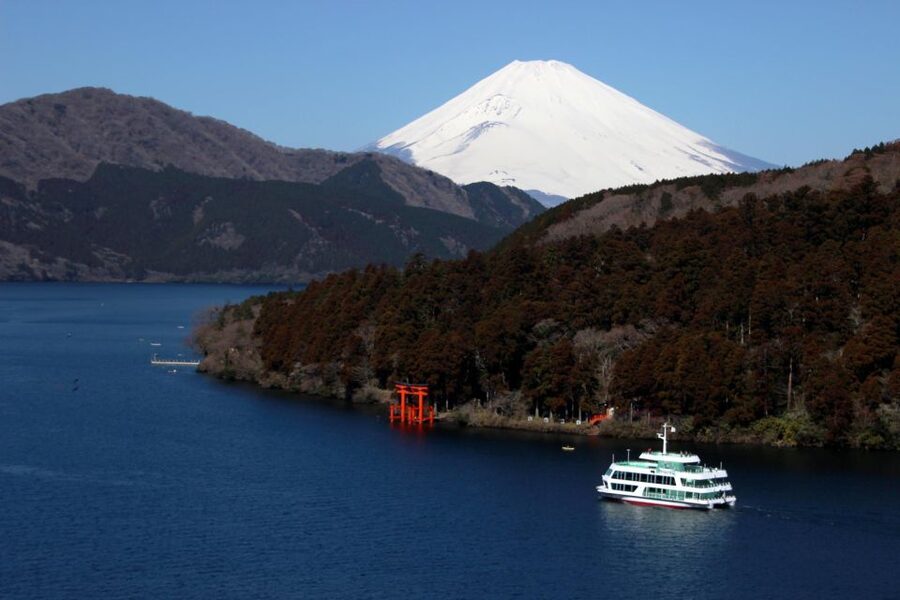 Tokyo: Mt. Fuji 5th Station & Hakone Cruise 1-Day Bus Tour - My verdict: book it for range, not perfection