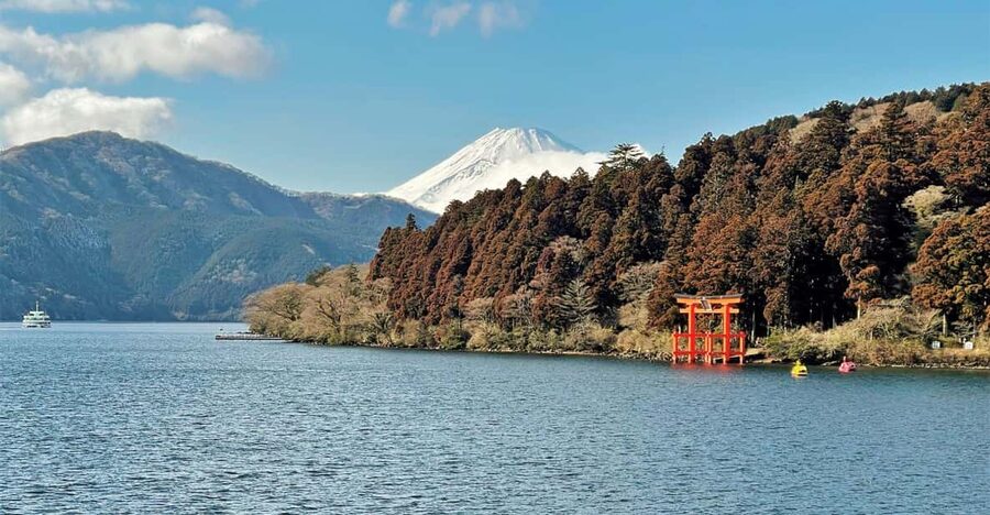Tokyo: Mt. Fuji and Hakone Tour with Cable Car and Cruise - Guides, group rhythm, and the human side