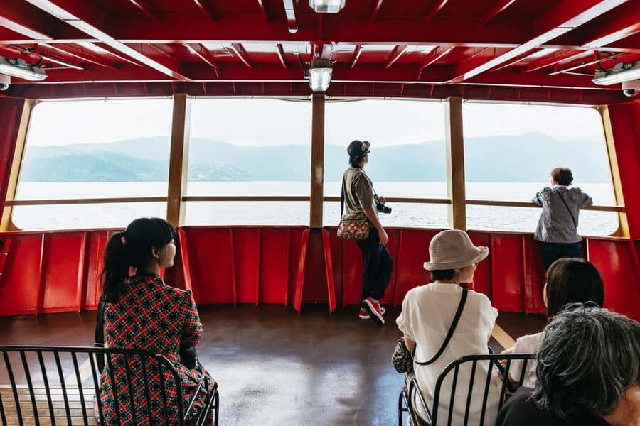 Tokyo: Mt. Fuji, Kamakura, Big Buddha, & Lake Ashi Day Trip - Oshino Hakkai and its clear spring ponds