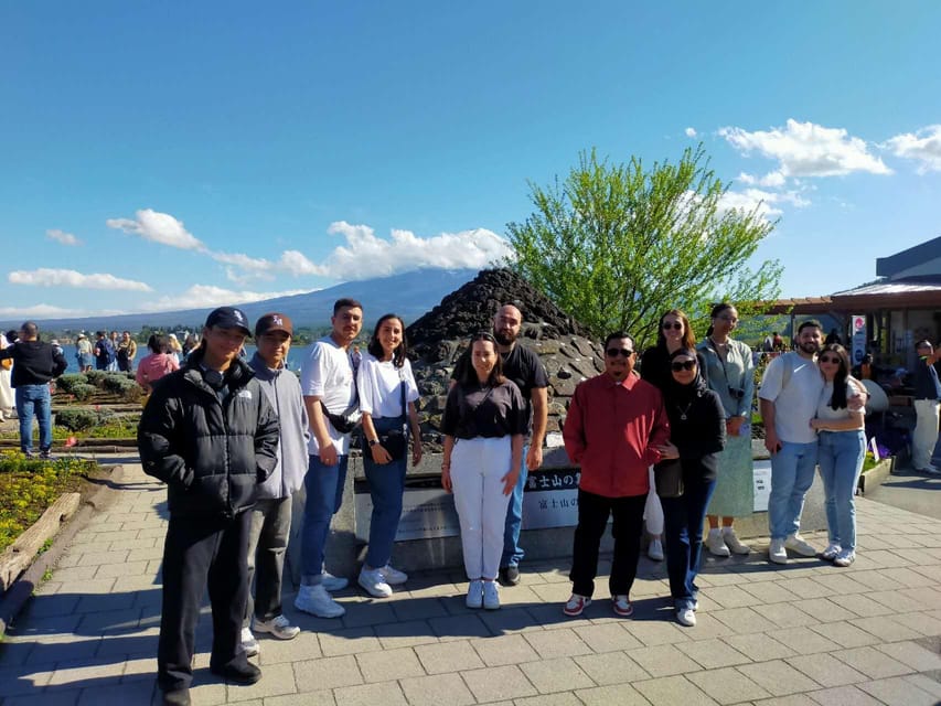 Tokyo: Mt Fuji Lake Kawaguchiko Tour & Arakuyama Sengen Park - Five things to know before you book