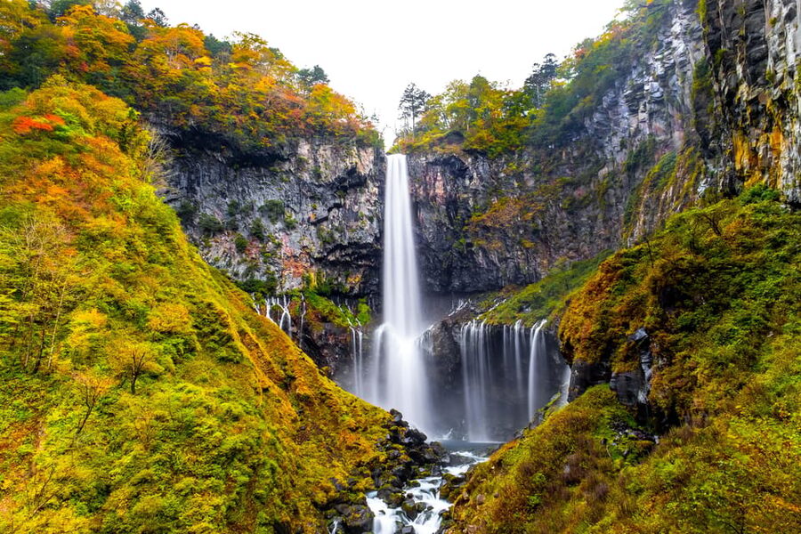 Tokyo: Nikko Toshogu Shrine and Kegon Waterfall Tour - Shinkyo Bridge: a brief but symbolic first stop