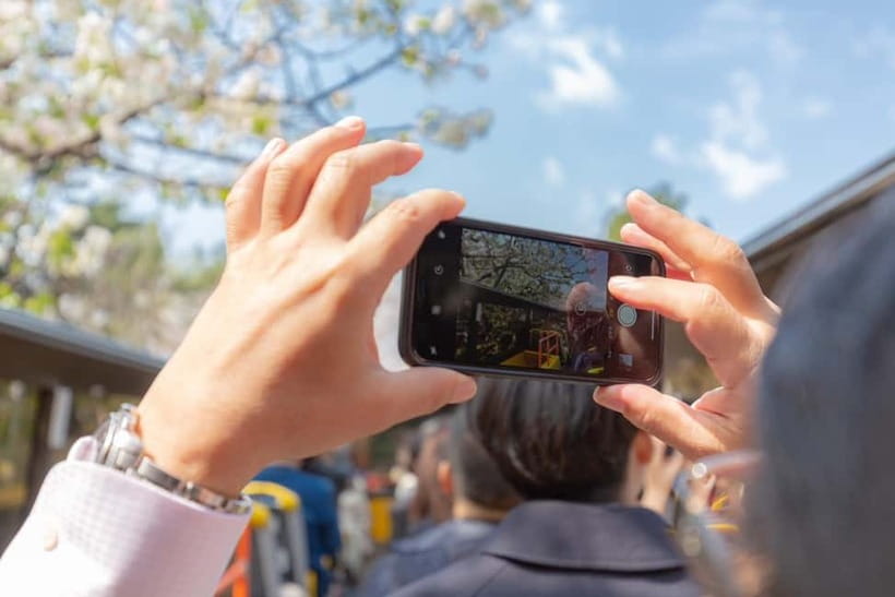Tokyo: Open Top Panoramic Sightseeing Bus with Audio Guide - Who should book this Tokyo bus tour?