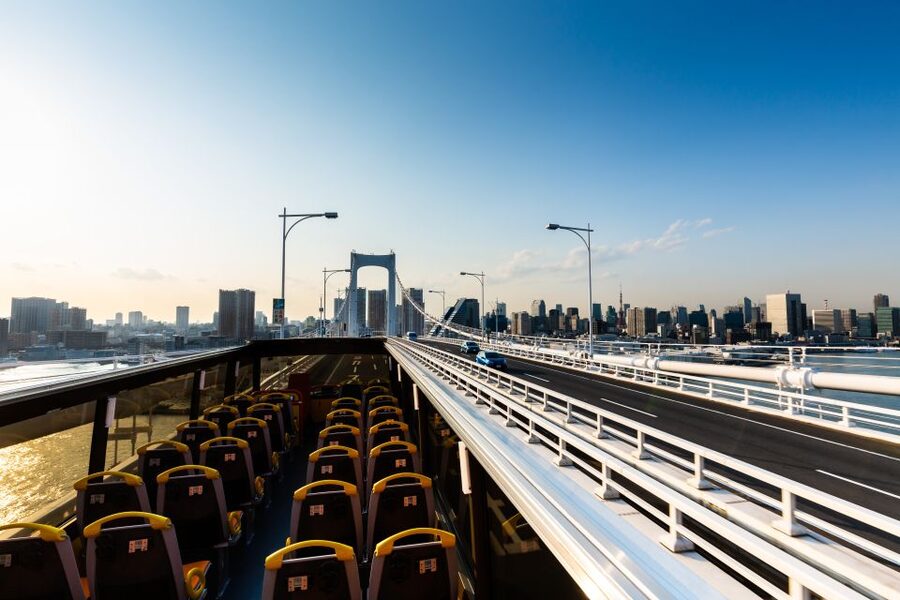 Tokyo: Open Top Panoramic Sightseeing Bus with Audio Guide - What the open roof feels like in real weather
