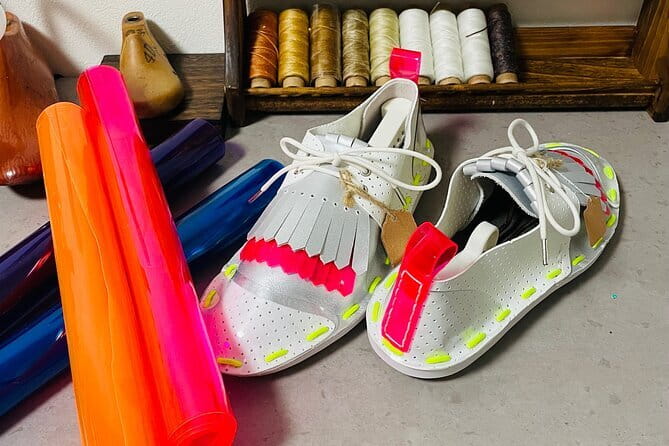 Tokyo Original Shoes Making 1 Day Workshop / Ready made orders - Haruka’s teaching style and the private format