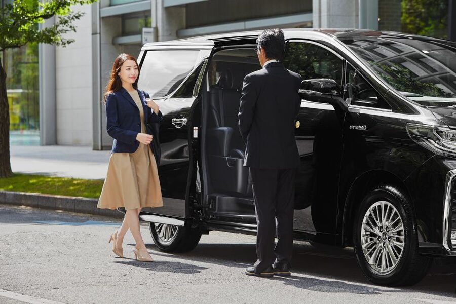Tokyo: Private Customizable Tour with Transfer - Tokyo Skytree and the problem of meeting points