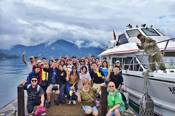 Tokyo Private Day Tour by Car with English speaking Driver - Imperial Palace East Gardens and Tokyo’s past