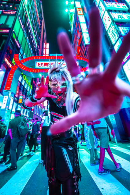 Tokyo Private photo tour with Nightstreet Neon photographer - Why Tokyo neon makes a strong photo setting