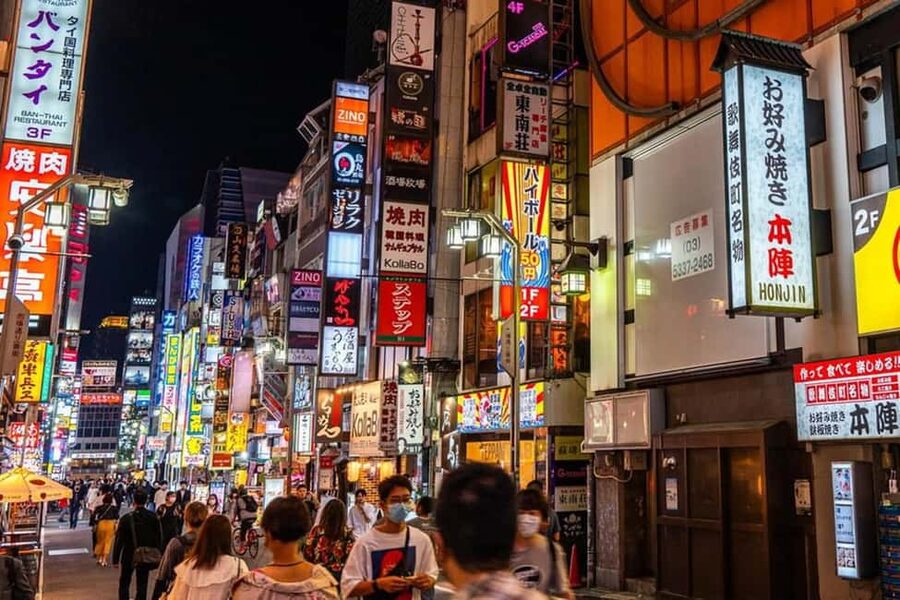 Tokyo: Private Walking Tour with a Local Guide - Ueno and Ameya-Yokocho: markets with a local angle