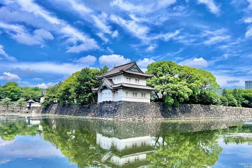 Tokyo: Pvt. Tour - Edo Castle & Imperial Palace East Gardens - What a private two-hour walk feels like
