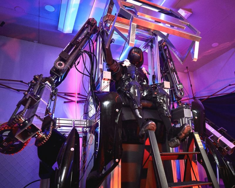 Tokyo: Robot Piloting Attraction Ticket - A short science-fiction mission with a practical purpose