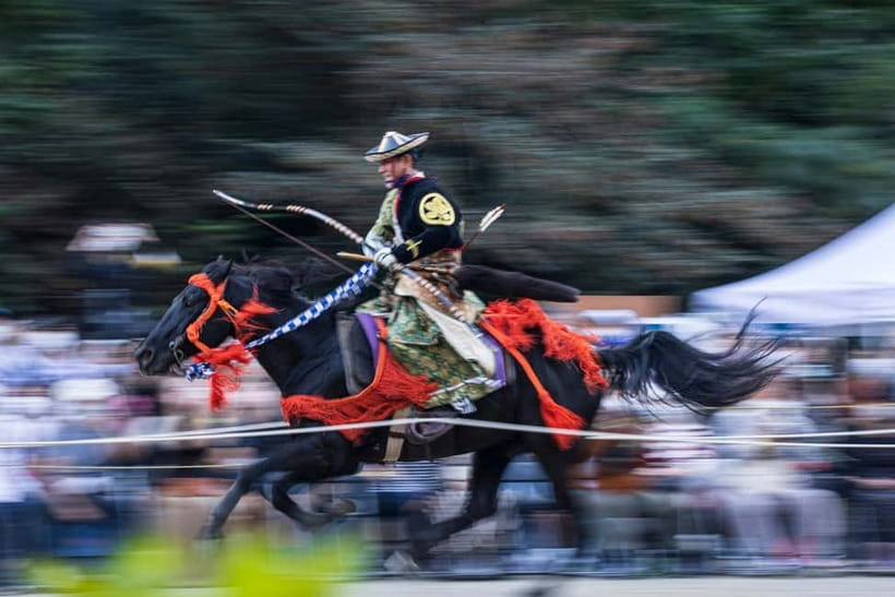 Tokyo: Samurai Sword & Archery Class from Samurai Descendant - The Demonstration by a Senior Practitioner