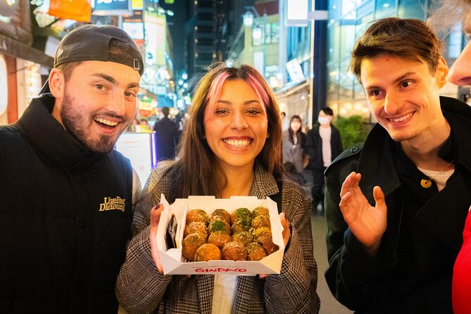 Tokyo: Shibuya Authentic Food Tour & Local Delights - A small group, but not a private night out