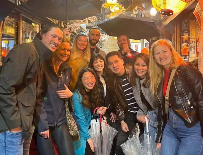 Tokyo: Shinjuku Bar and Izakaya Hopping Tour - Starting the evening in Shinjuku