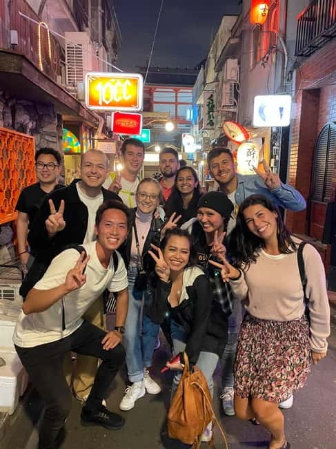 Tokyo: Shinjuku Bar and Izakaya Hopping Tour - Sake tasting and a closer look at local drinking culture