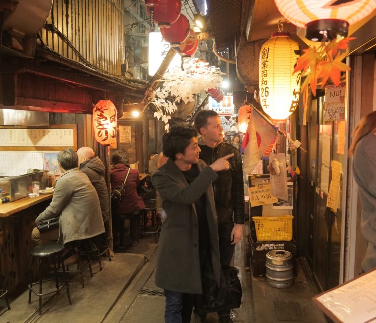 Tokyo: Shinjuku Bar Hopping with All-You-Can-Drink & Dinner - The guide makes or breaks the evening