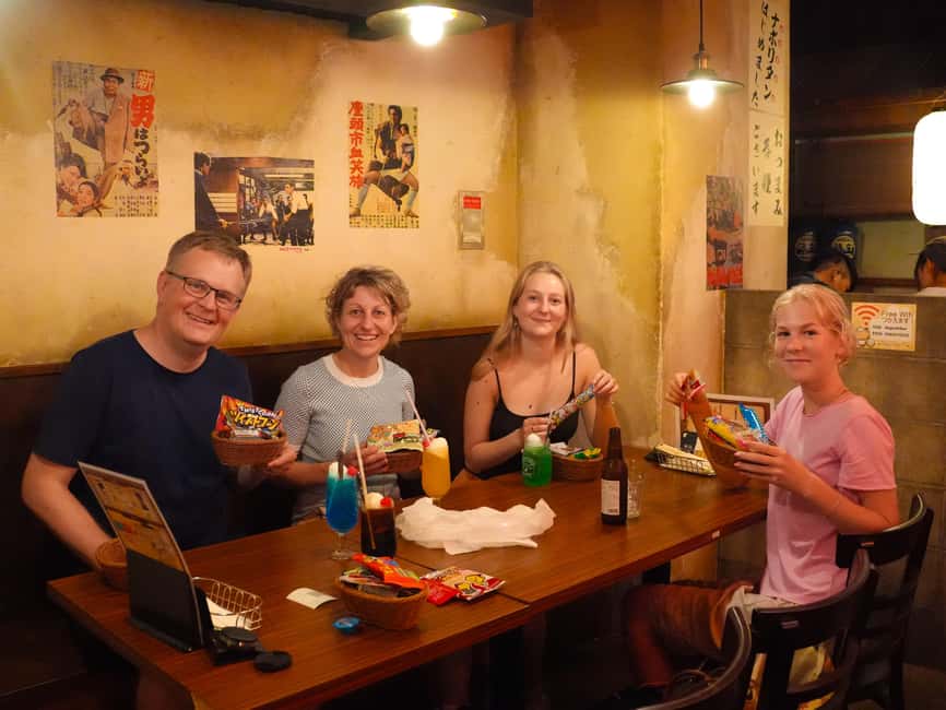 Tokyo Shinjuku Food Tour for Family [1 Group Only] - Arcade games and Japanese photo booths