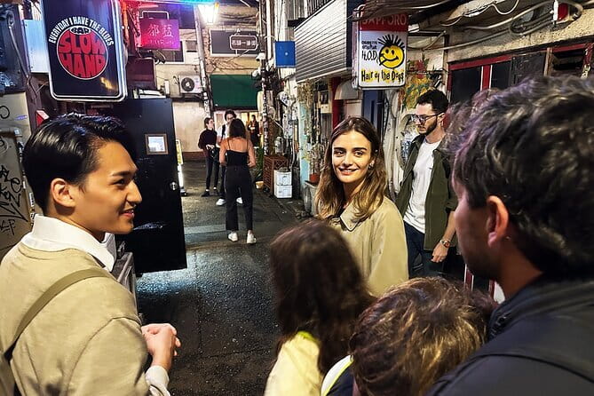 Tokyo: Shinjuku Historical Walking Tour & Secret Backstreets - Key points to know before booking