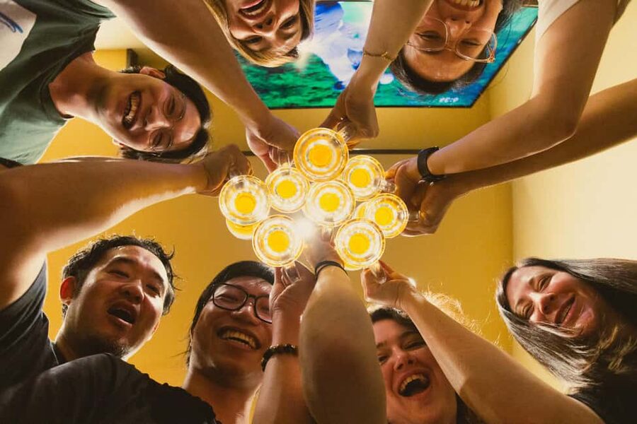 Tokyo: Shinjuku Izakaya and Golden Gai Bar Hopping Tour (2h) - Timing, walking, and the practical details