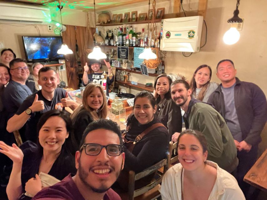 Tokyo: Shinjuku Local Bar and Izakaya Guided Walking Tour - Meeting people without forcing the evening