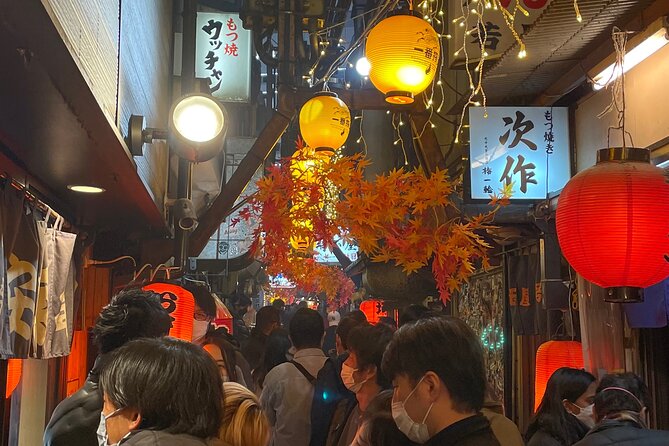 Tokyo: Shinjuku Local Bar & Izakaya Crawl Tour - Golden Gai and its tiny bars