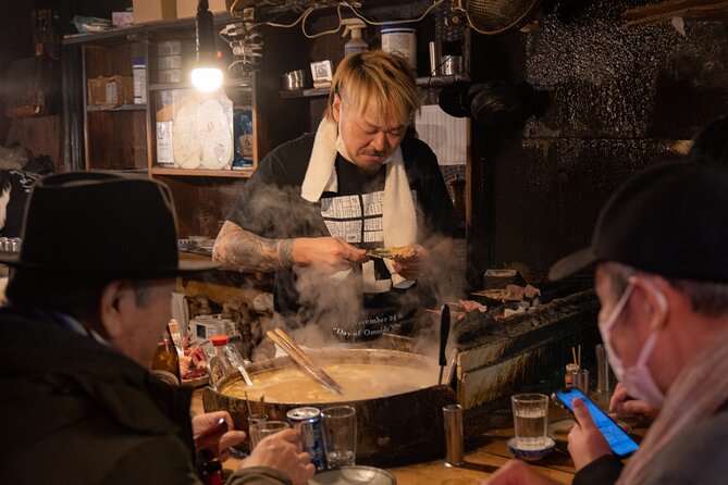 Tokyo: Shinjuku Local Bar & Izakaya Crawl Tour - Sake, karaoke, and the social side