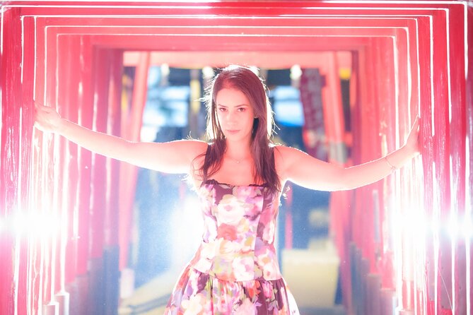Tokyo Shinjuku Night Photo Tour with Pro Gota - Why Shinjuku works so well after dark