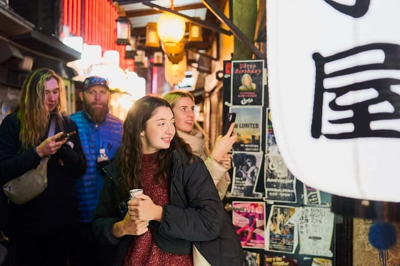 Tokyo: Shinjuku Nightlife & Secret Backstreets Walking Tour - Hanazono Shrine after dark