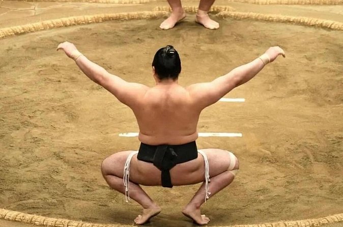 Tokyo Shinjuku Sumo Show and Experience with Drinks and Photo - What the drink inclusion really means