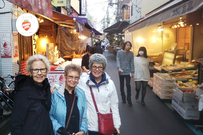 Tokyo Shopping Street Hopping Private Tour with Government Licensed Guide - Cat Street and Takeshita Street for two kinds of youth culture