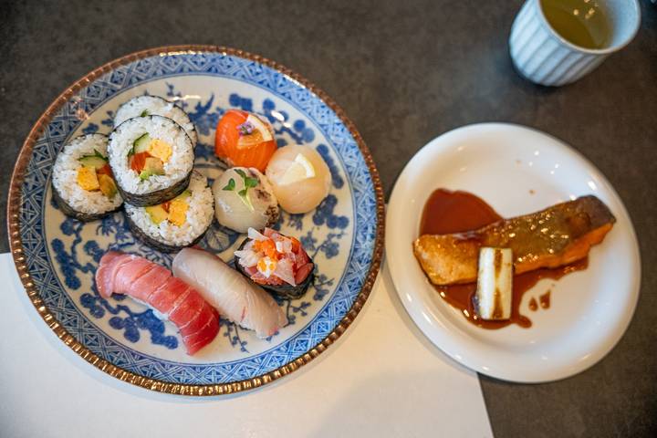 Tokyo Snapshot 4 Day - One Life Adventures Review - A hands-on sushi class, then Shinjuku and Shibuya