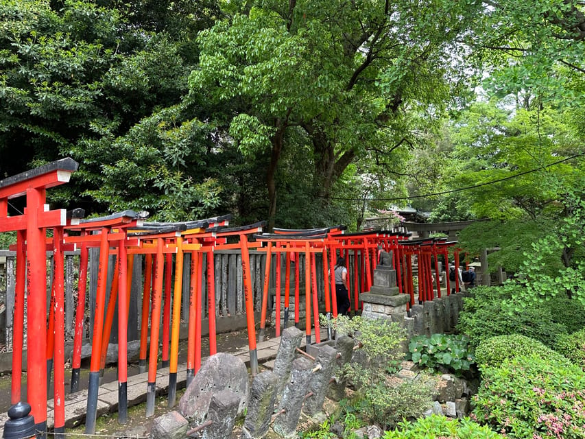 Tokyo:Stroll in Old traditional culture towns~Yanaka & Nezu - Meiji and Showa buildings in an active neighborhood