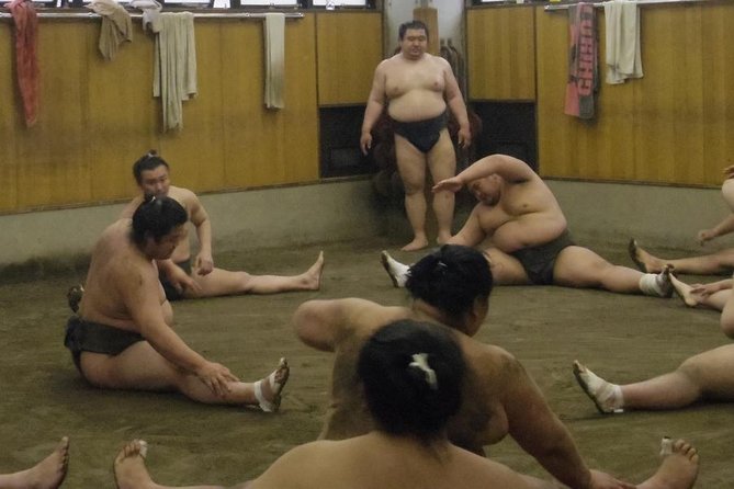 Tokyo Sumo Morning Practice Tour at Stable - The guide makes the difference