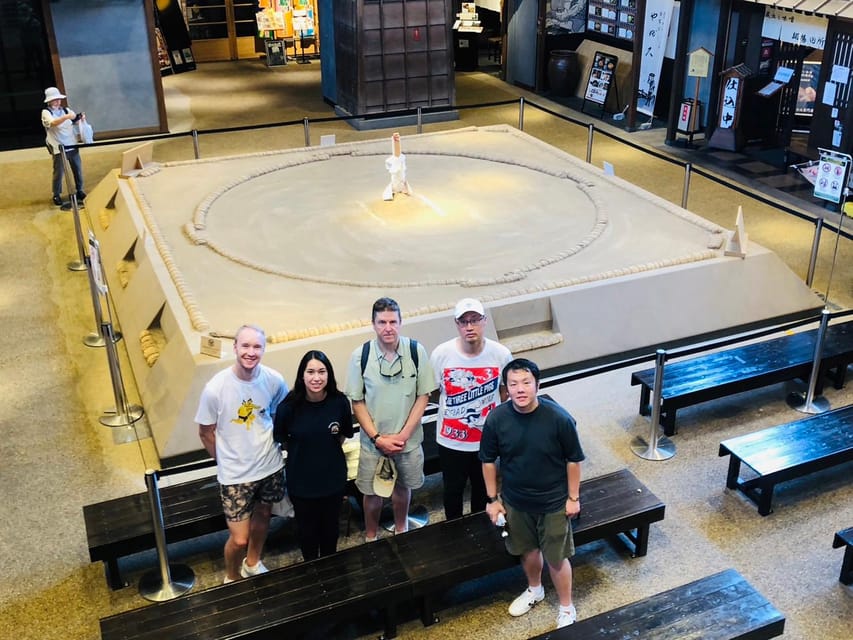 Tokyo: Sumo Morning Practice with journalists. Not fake show - Who will enjoy this sumo morning?