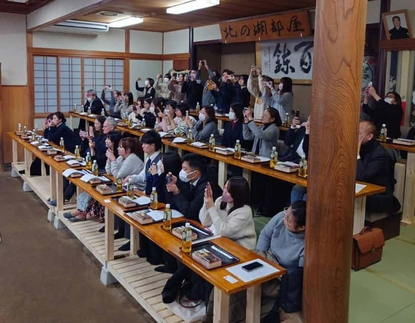 Tokyo: Sumo Show and Dining Experience - Demonstrations show the work behind the sport