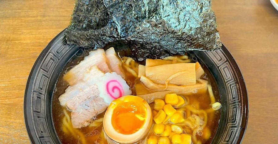 Tokyo: Sushi and Ramen Cooking Class with Sake Pairing Set - Making nigiri sushi without the pressure