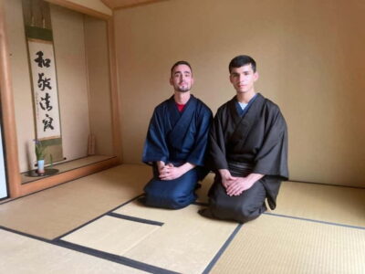 Tea Ceremony Experience in a small tea room