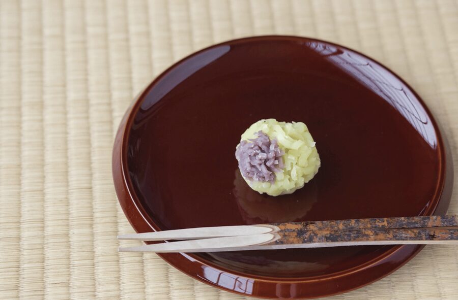 Tokyo: Tea Ceremony Experience in a small tea room - How the Price Works Out at $51
