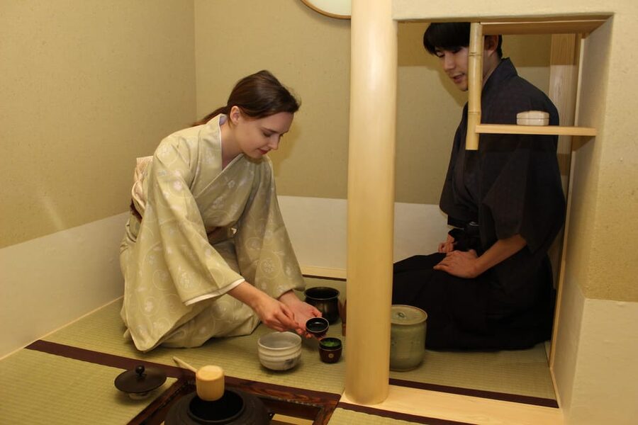 Tokyo: Tea Ceremony in Shibuya Tokyo - Watching Otemae Before You Make Matcha