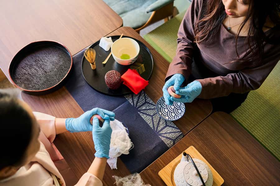 Tokyo: Tea Ceremony & Japanese Traditional Sweets - Group size, timing, and the overall pace