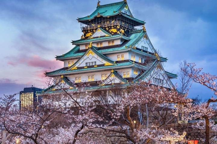 Tokyo to Osaka by Rail - Private Tour with Explore! - 14 Days Review - Takayama: old merchant streets and a ryokan night