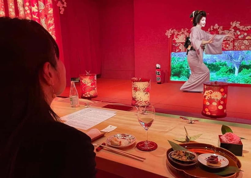 Tokyo: Traditional Geisha Experience Show & Japanese Dinner - Ozashiki games and conversation after the performance