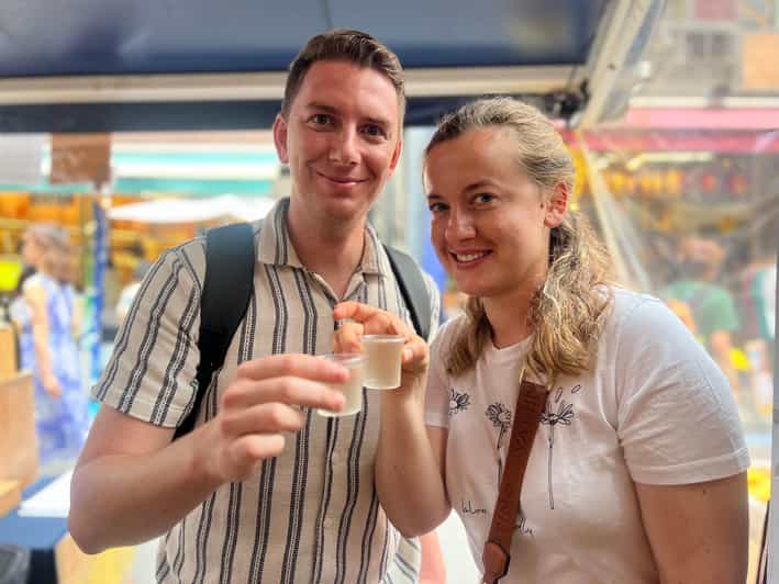 Tokyo: Tsukiji Fish Market Guided Walking Tour - Meeting at Tsukiji Station