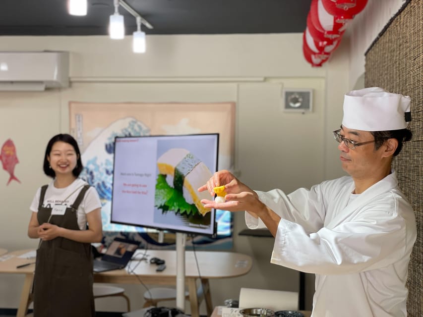 Tokyo: Tsukiji Fish Market Sushi Making Class with Pro Chef - Group size and the quality of the teaching