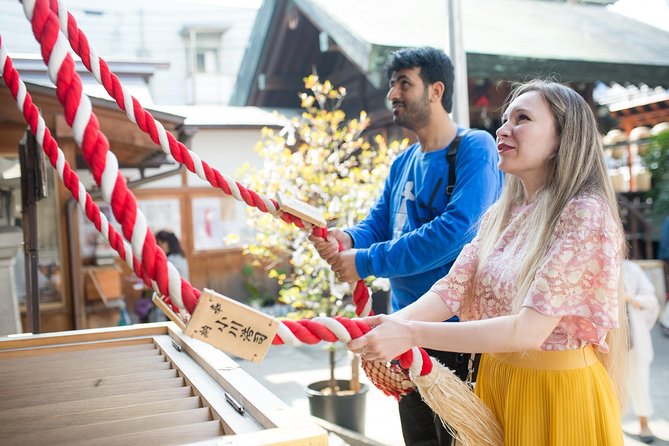 Tokyo Tsukiji Fish Market Tour and Sushi Making Lesson - The bus ride to ABC Cooking Studio
